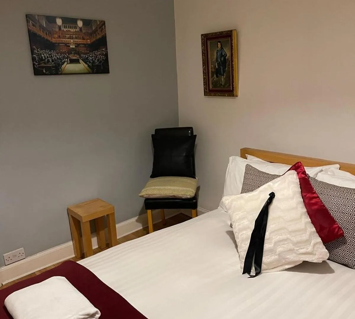 The Lothian Road Residence Edinburgh Apartment
